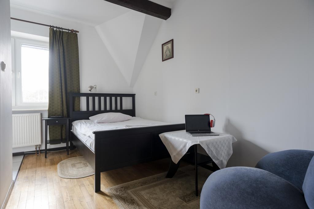 Gosciniec Exclusive Apartman Varsó Kültér fotó