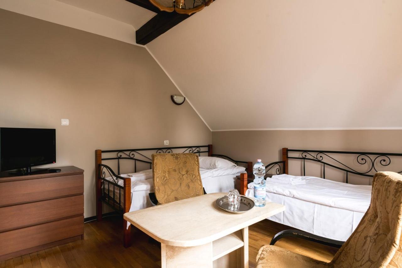 Gosciniec Exclusive Apartman Varsó Kültér fotó