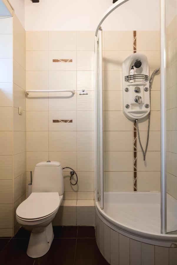 Gosciniec Exclusive Apartman Varsó Kültér fotó