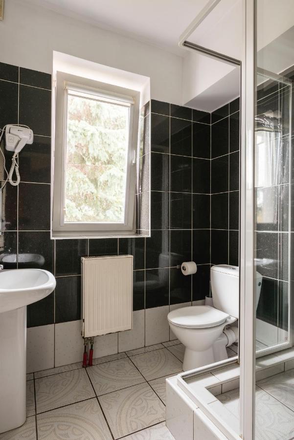 Gosciniec Exclusive Apartman Varsó Kültér fotó